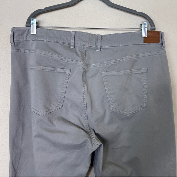 Peter Millar Men’s Classic Fit Khaki Pants Grey Size 40 - Picture 7 of 11